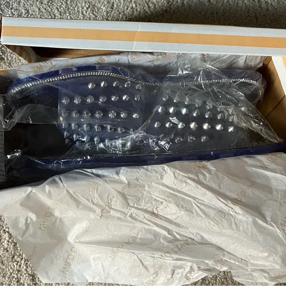 FOREVER 21 WILD DIVA LOUNGE Jacelyn Clear Studded Rhinestone PVC Sandals 10 NIB - Picture 9 of 10